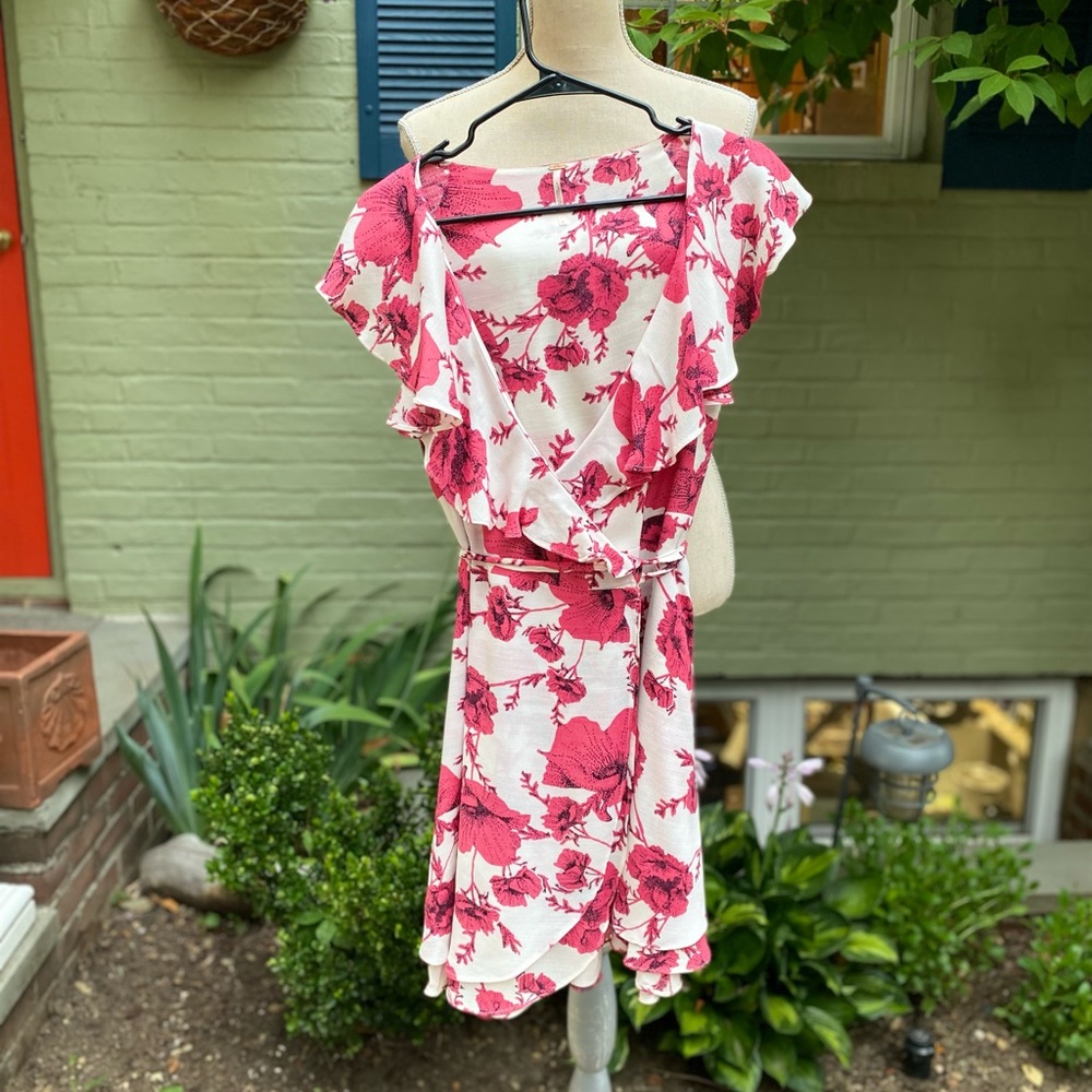 FREE PEOPLE FLORAL WRAP DRESS